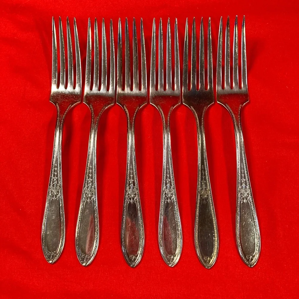 6 - Vintage Wm Rogers & Son Triumph Salad Forks 7